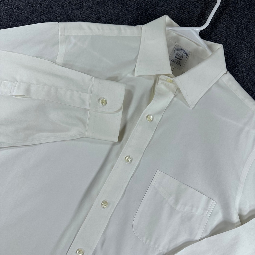 Brooks Brothers Dress Shirt Mens 16 32 White Classic Non-Iron Supima Cotton Long